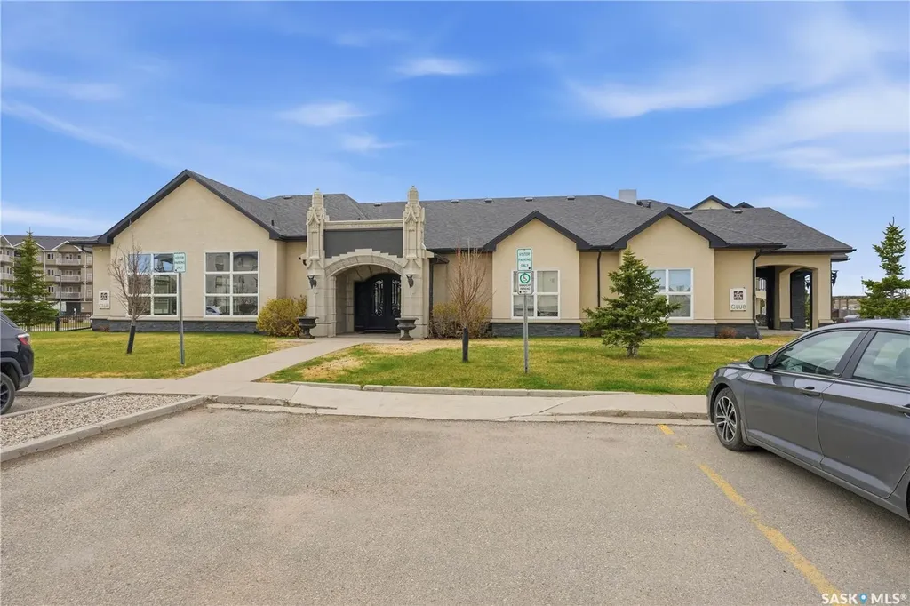 1640 Dakota Drive Regina SK S4Z 0A4