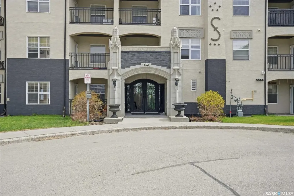 1640 Dakota Drive Regina SK S4Z 0A4