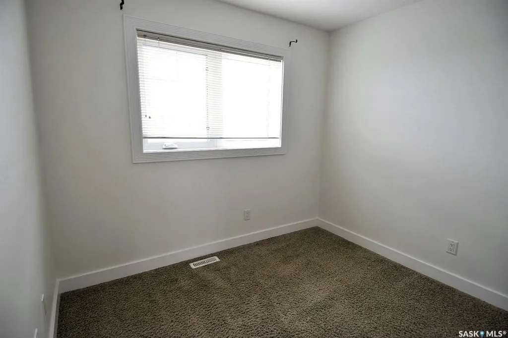 242 Geary Crescent Saskatoon SK S7R 0E6