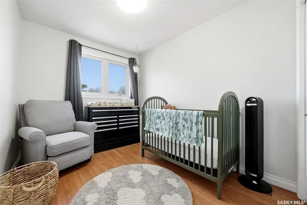 2947 More Crescent E Regina SK S4V 0T6
