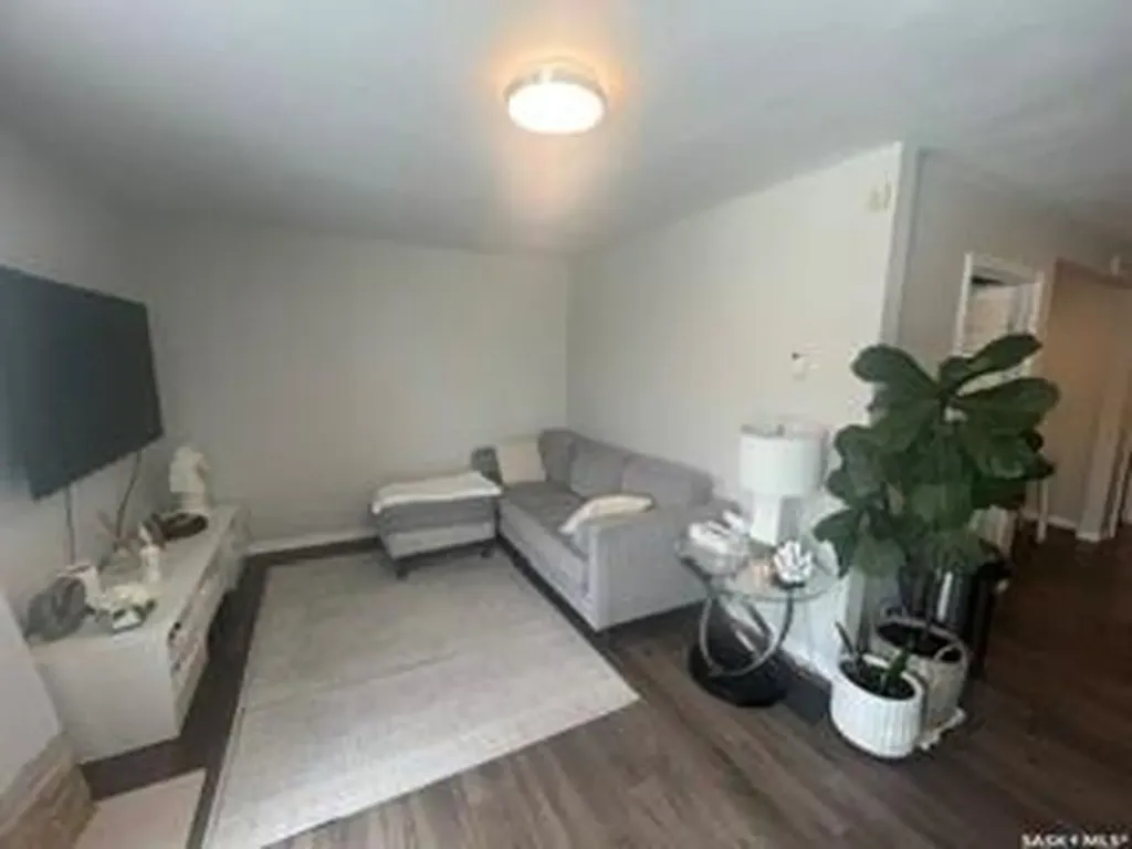 572 21st Street E Prince Albert SK S6V 1M4