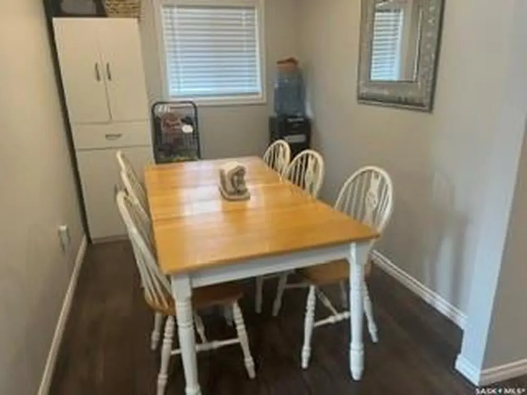 572 21st Street E Prince Albert SK S6V 1M4