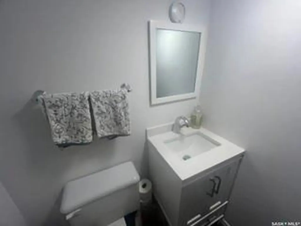 572 21st Street E Prince Albert SK S6V 1M4