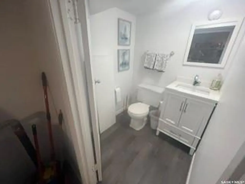 572 21st Street E Prince Albert SK S6V 1M4