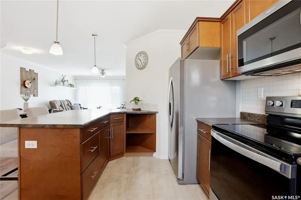110 Shillington Crescent Saskatoon SK S7M 3Z8