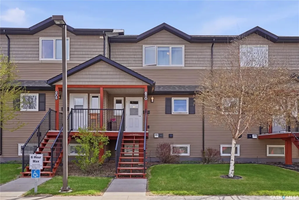110 Shillington Crescent Saskatoon SK S7M 3Z8