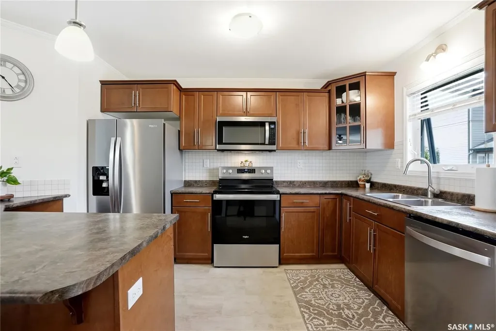 110 Shillington Crescent Saskatoon SK S7M 3Z8