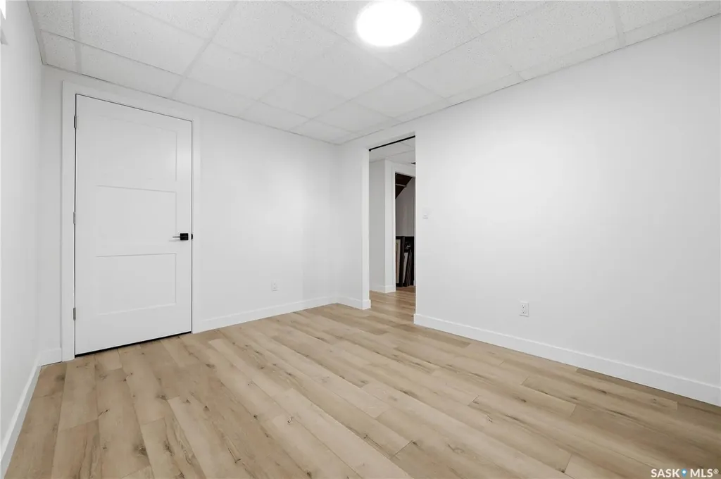 3706 Queens Gate Regina SK S4S 7J1
