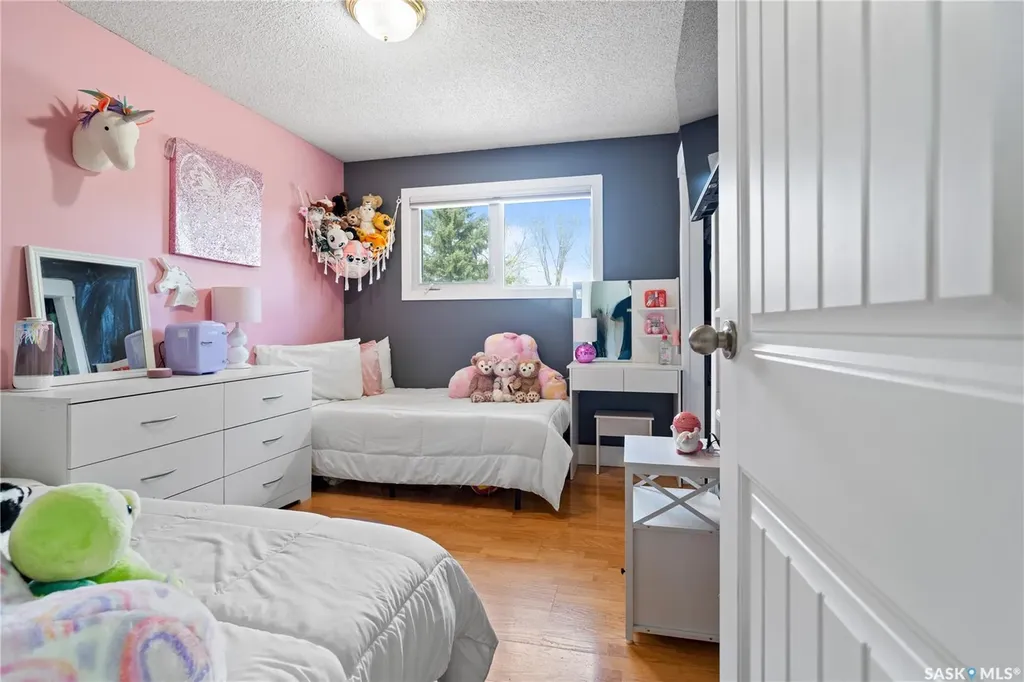 35 Symons Place Regina SK S4X 1M7