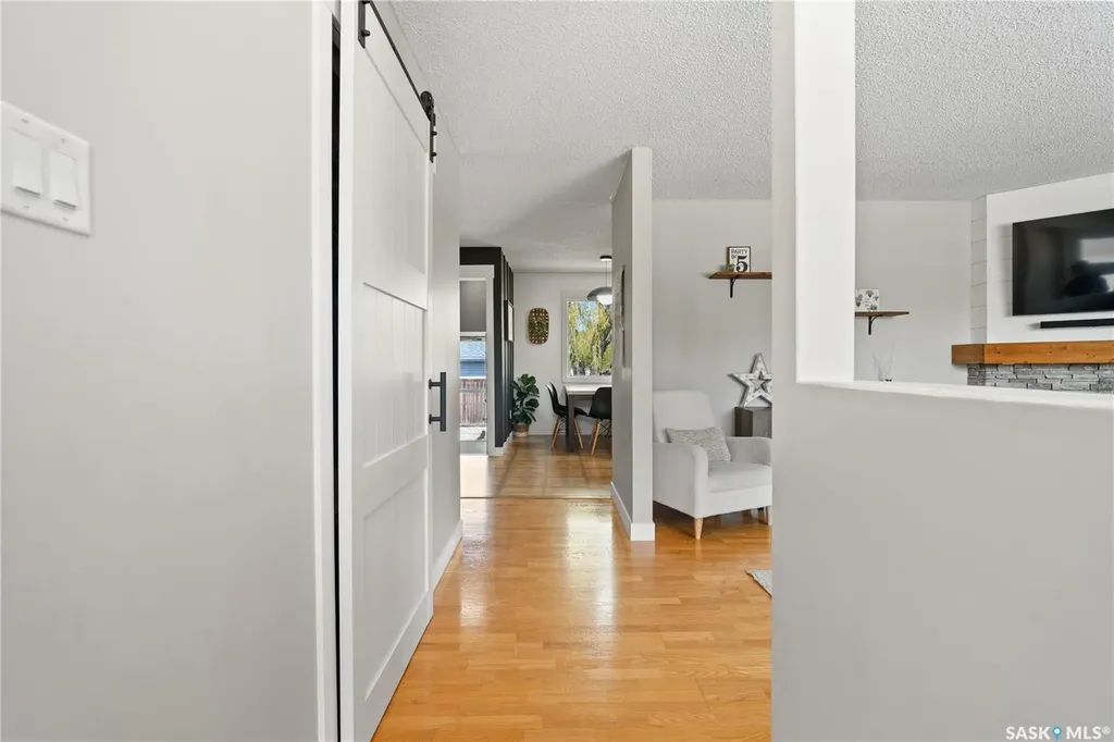 35 Symons Place Regina SK S4X 1M7