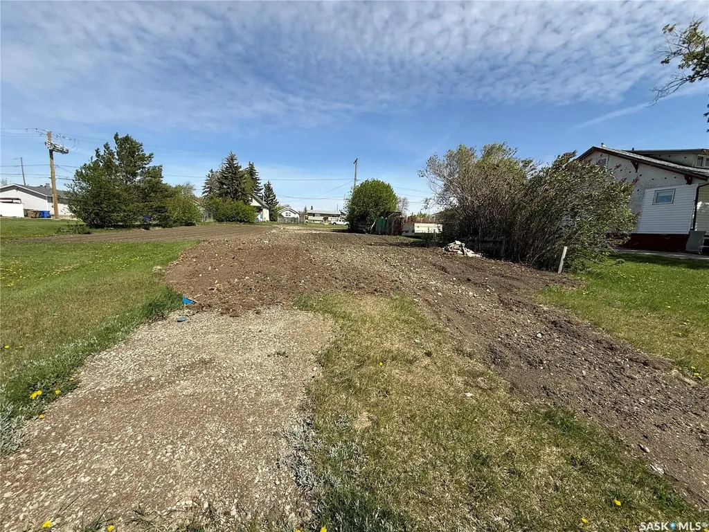 2047 Connaught Street Regina SK S4T 4T8
