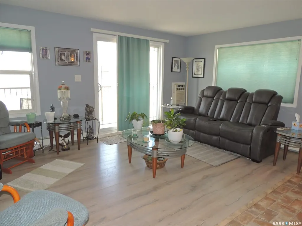 701 Henry Street Estevan SK S4A 2B7