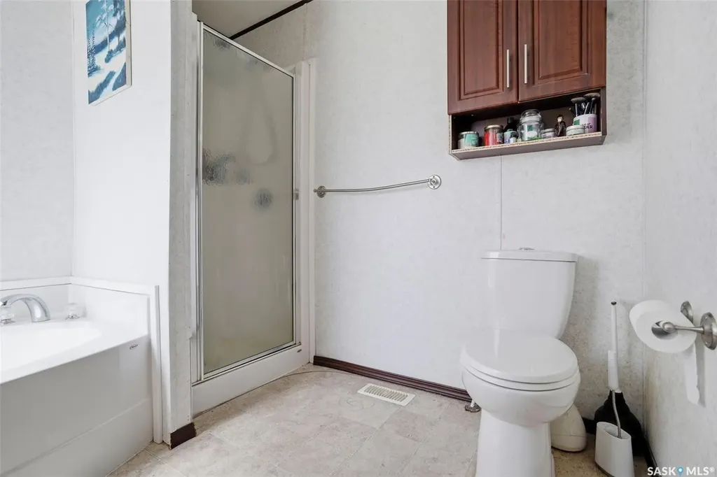 533 3rd Avenue Young SK S0K 4Y0