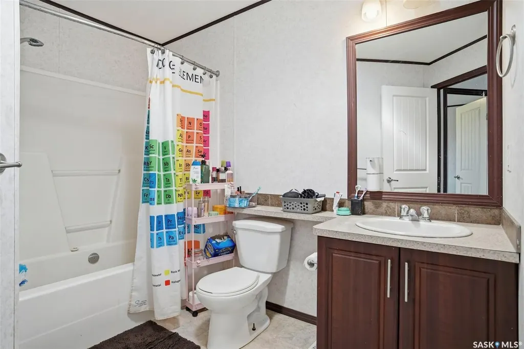 533 3rd Avenue Young SK S0K 4Y0