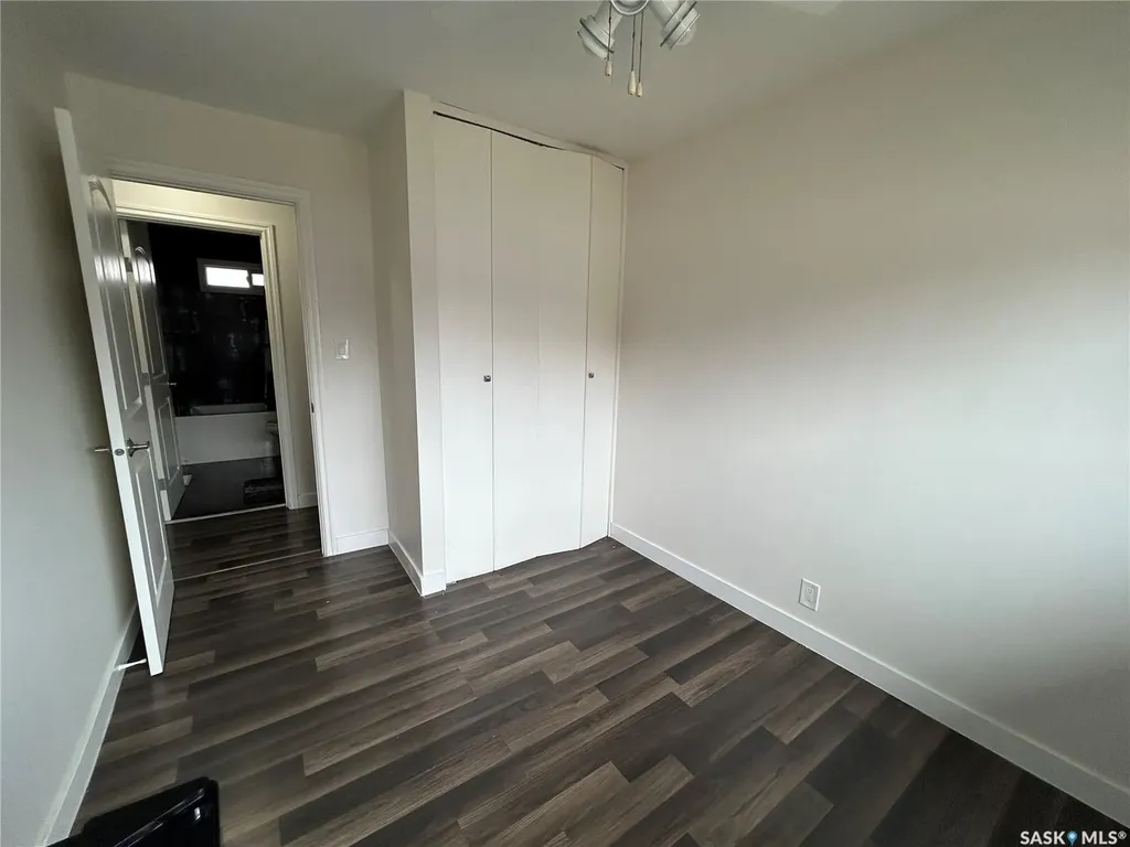 2616 Clarence Avenue S Saskatoon SK S7J 1M6