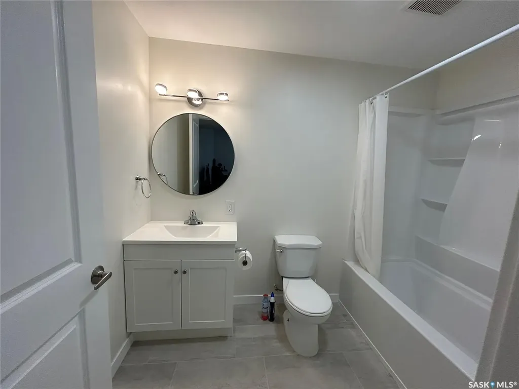 2616 Clarence Avenue S Saskatoon SK S7J 1M6