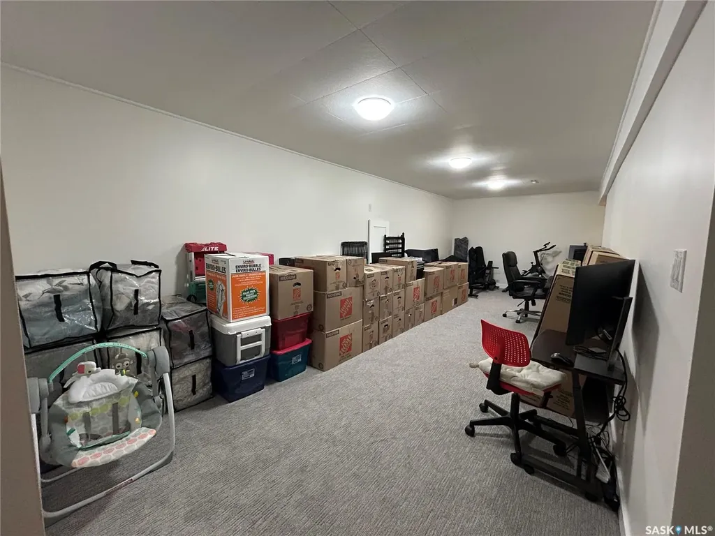 2616 Clarence Avenue S Saskatoon SK S7J 1M6