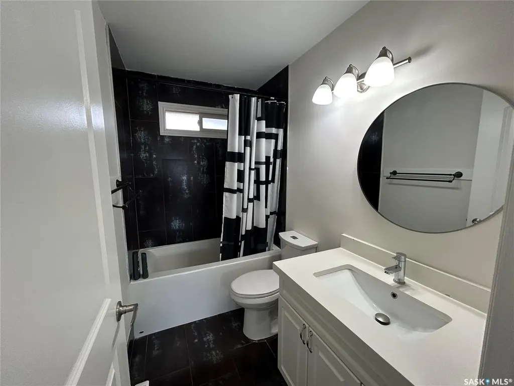 2616 Clarence Avenue S Saskatoon SK S7J 1M6
