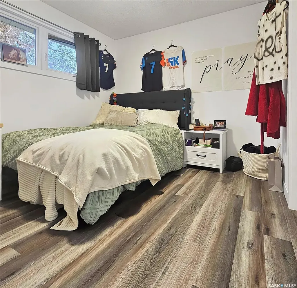 1445 Ashley Drive Swift Current SK S9H 1N6