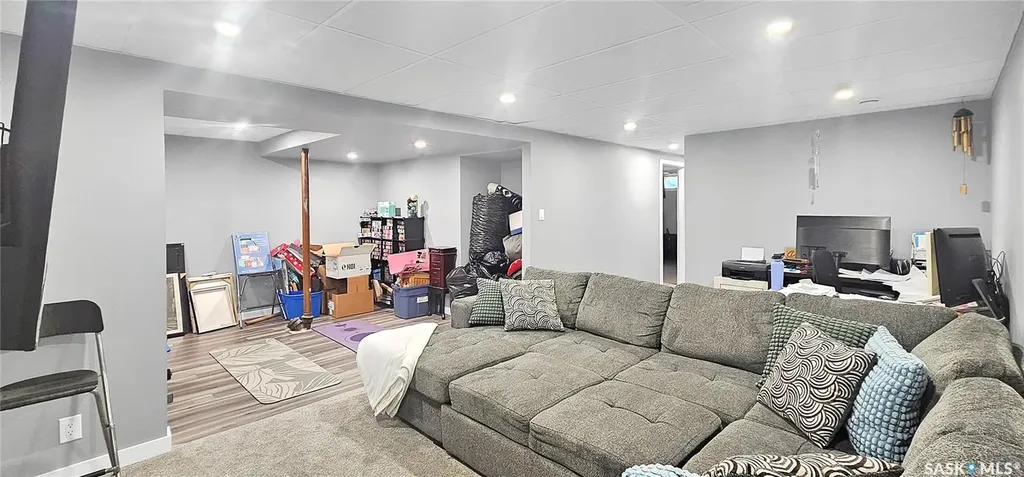1445 Ashley Drive Swift Current SK S9H 1N6