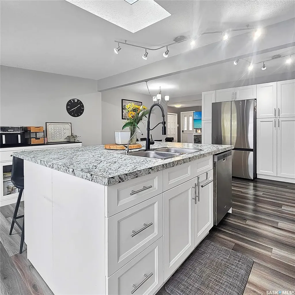 1445 Ashley Drive Swift Current SK S9H 1N6