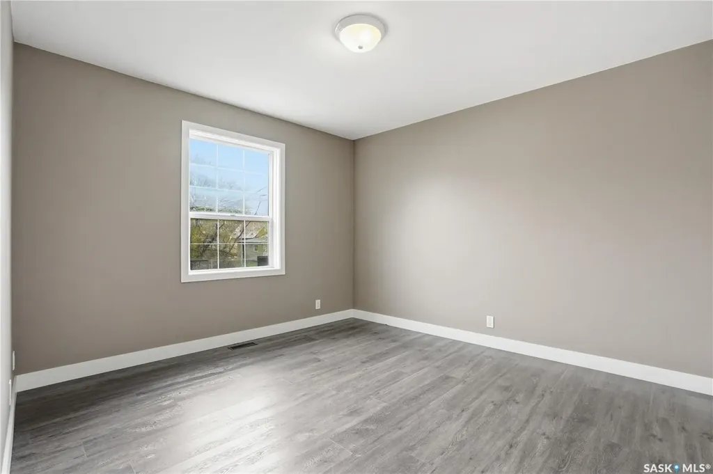 330B X Avenue S Saskatoon SK S7M 3H6