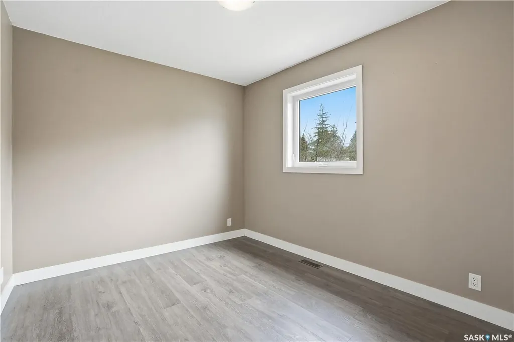 330B X Avenue S Saskatoon SK S7M 3H6