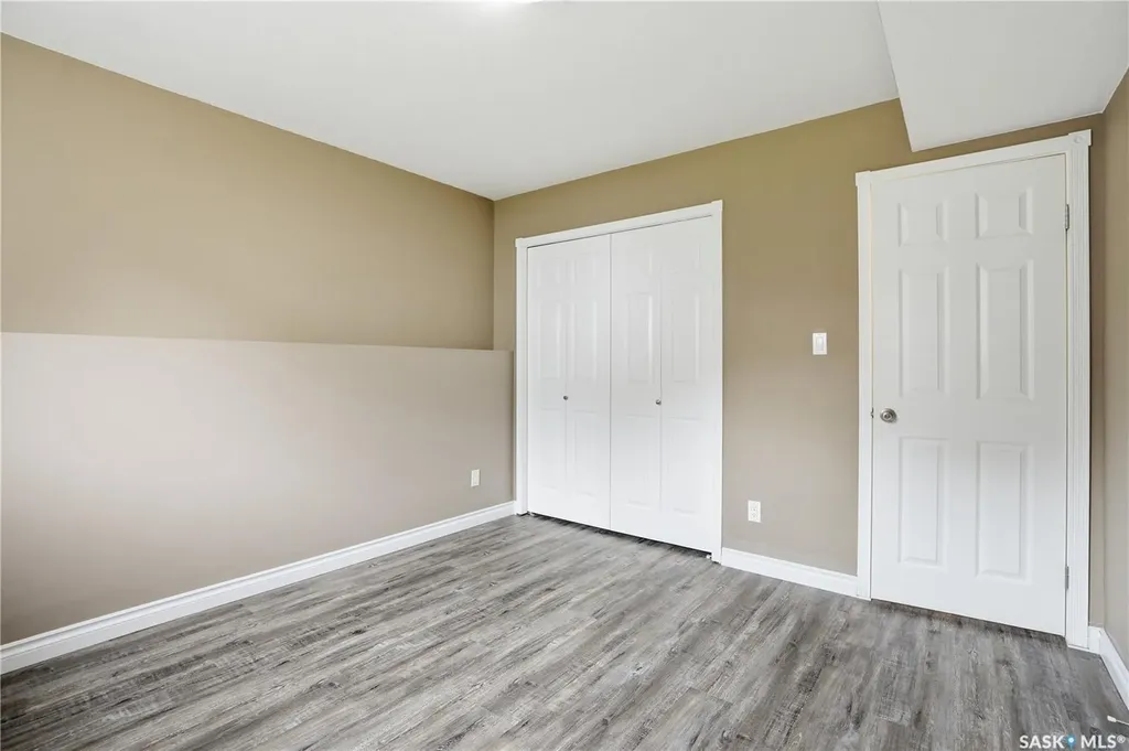 330B X Avenue S Saskatoon SK S7M 3H6