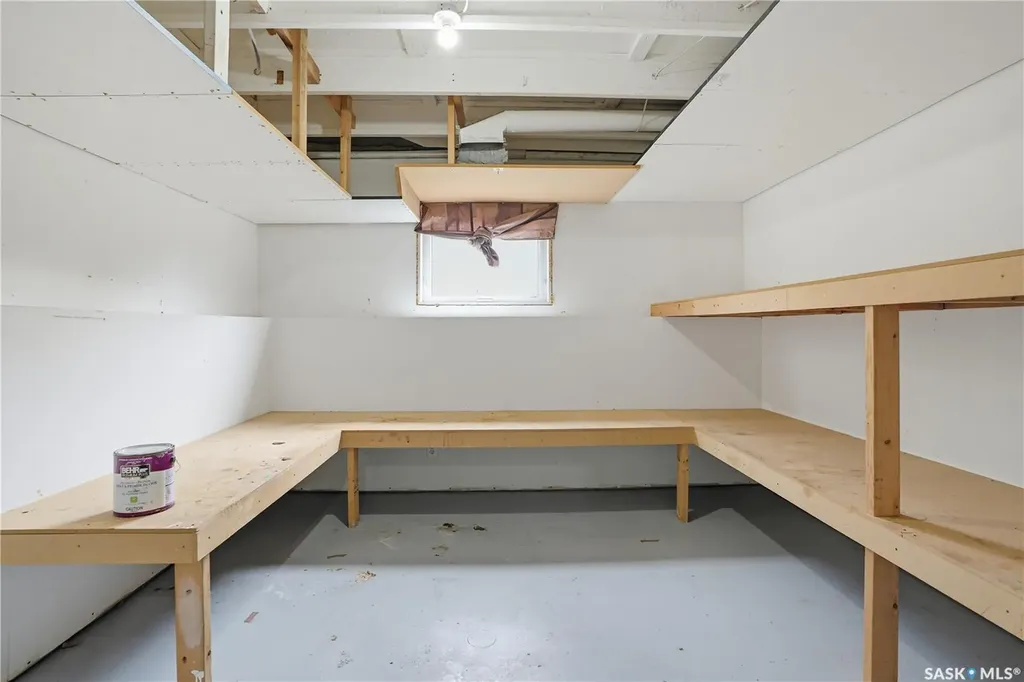 330B X Avenue S Saskatoon SK S7M 3H6