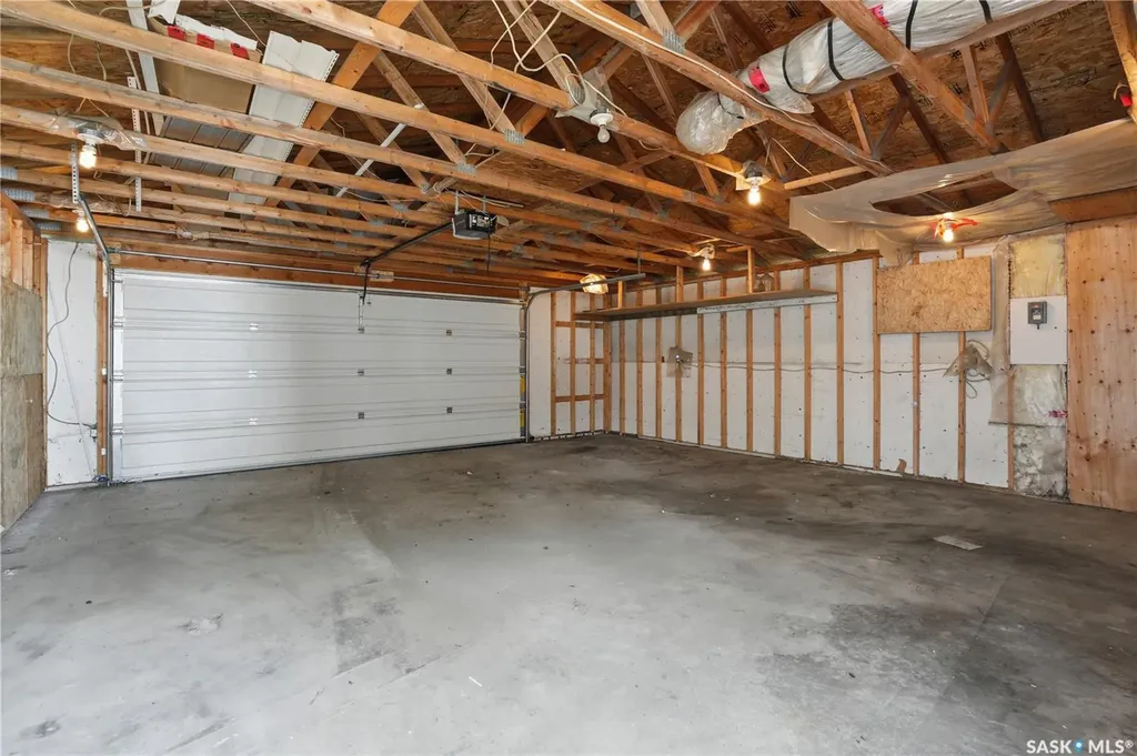 330B X Avenue S Saskatoon SK S7M 3H6
