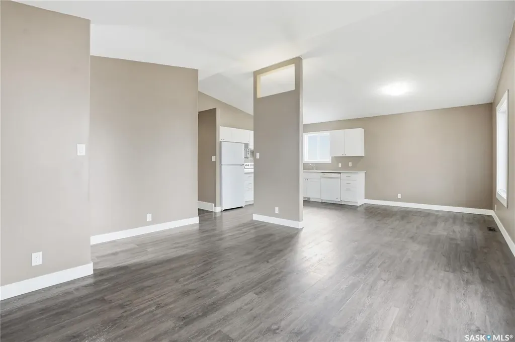 330B X Avenue S Saskatoon SK S7M 3H6