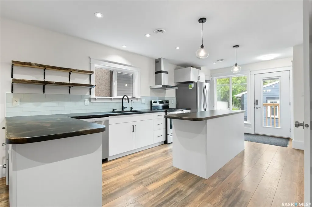 1920 Athol Street Regina SK S4T 3E3