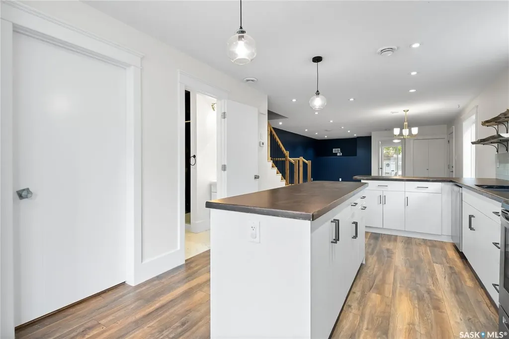 1920 Athol Street Regina SK S4T 3E3