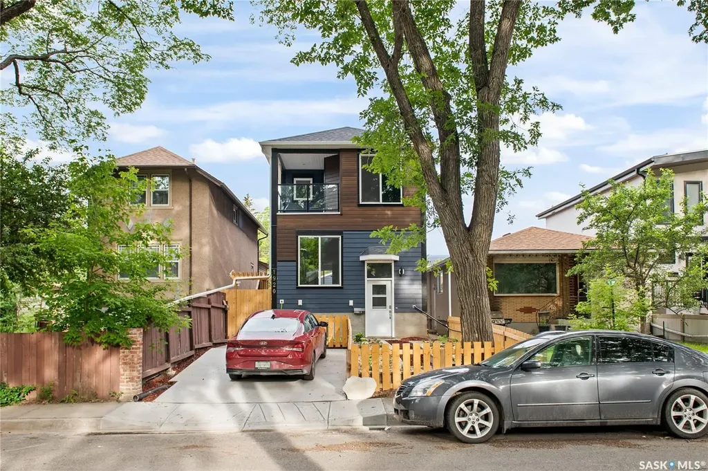 1920 Athol Street Regina SK S4T 3E3
