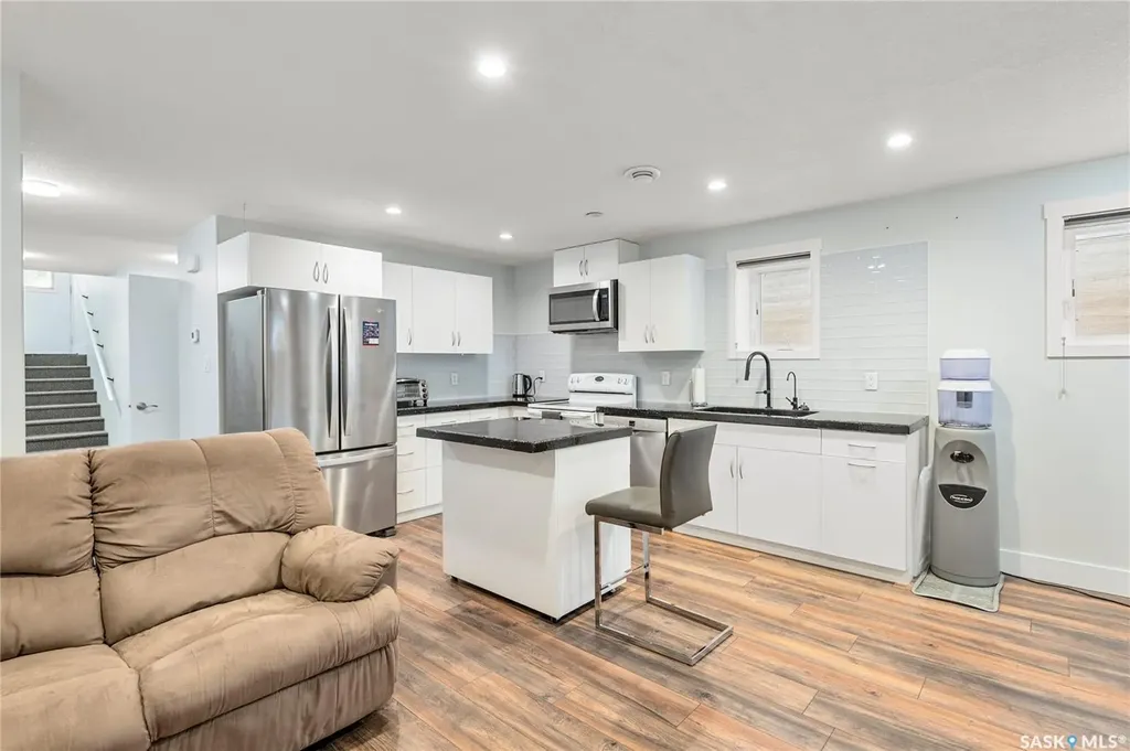 1920 Athol Street Regina SK S4T 3E3