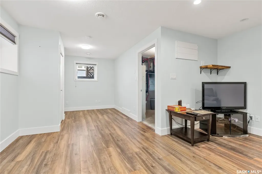 1920 Athol Street Regina SK S4T 3E3