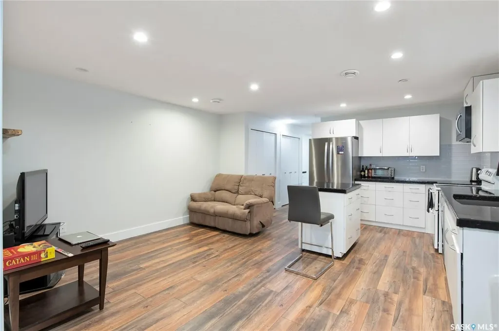 1920 Athol Street Regina SK S4T 3E3