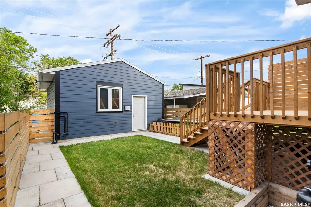 1920 Athol Street Regina SK S4T 3E3