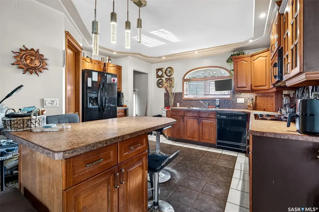 1317 Hochelaga Street W Moose Jaw SK S6H 6C3