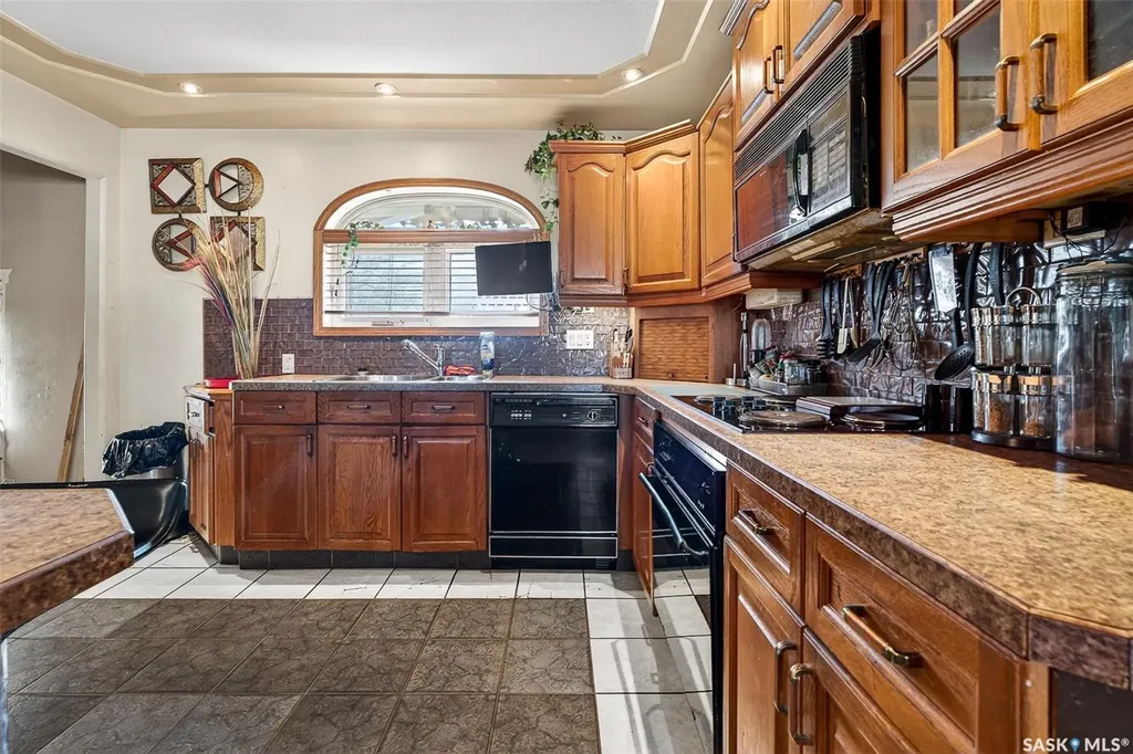 1317 Hochelaga Street W Moose Jaw SK S6H 6C3