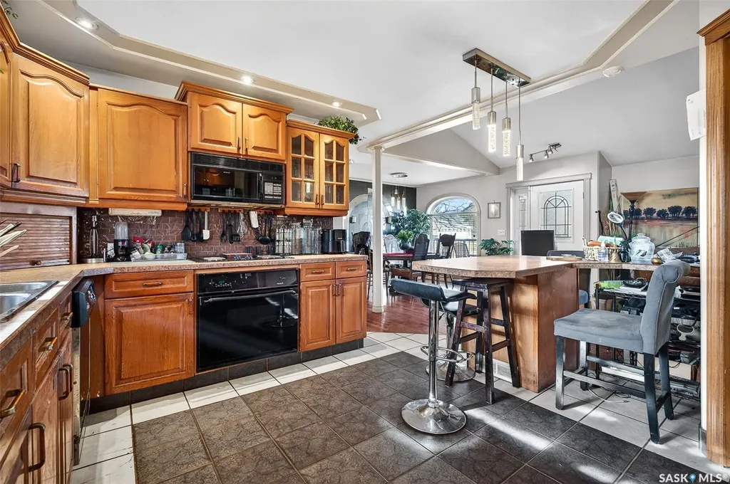 1317 Hochelaga Street W Moose Jaw SK S6H 6C3