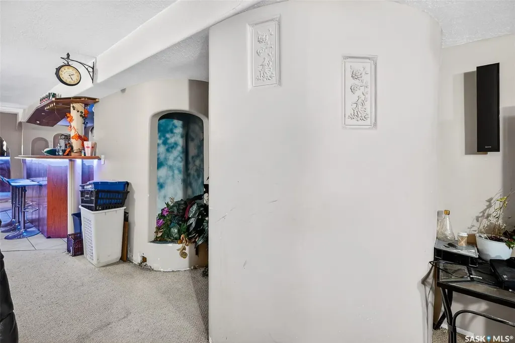 1317 Hochelaga Street W Moose Jaw SK S6H 6C3