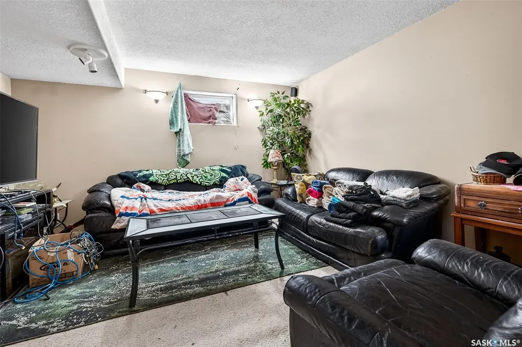 1317 Hochelaga Street W Moose Jaw SK S6H 6C3