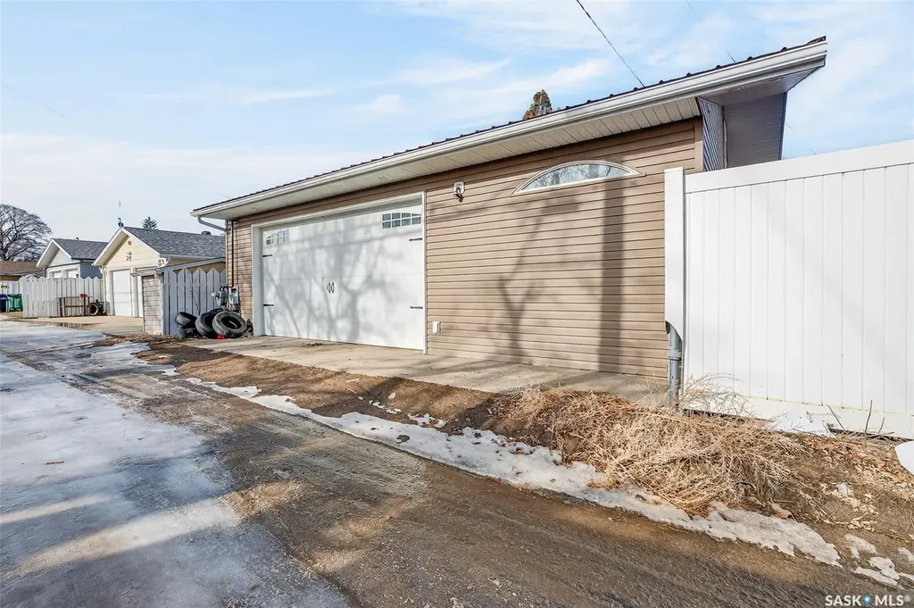 1317 Hochelaga Street W Moose Jaw SK S6H 6C3