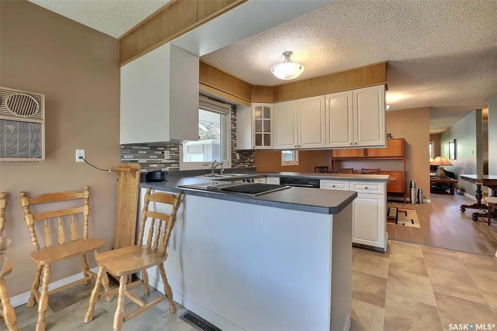 97 Compton Road Regina SK S4S 2Y4