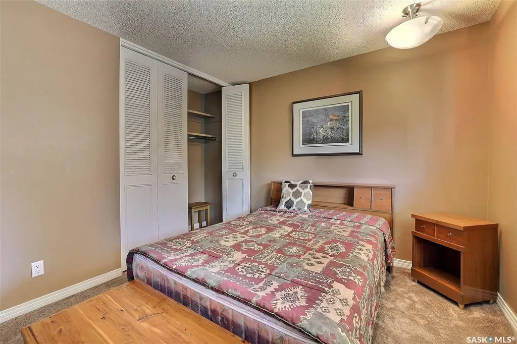 97 Compton Road Regina SK S4S 2Y4