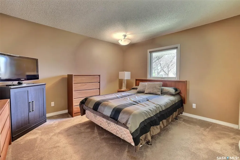 97 Compton Road Regina SK S4S 2Y4