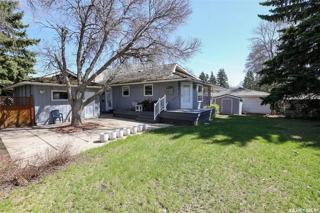97 Compton Road Regina SK S4S 2Y4