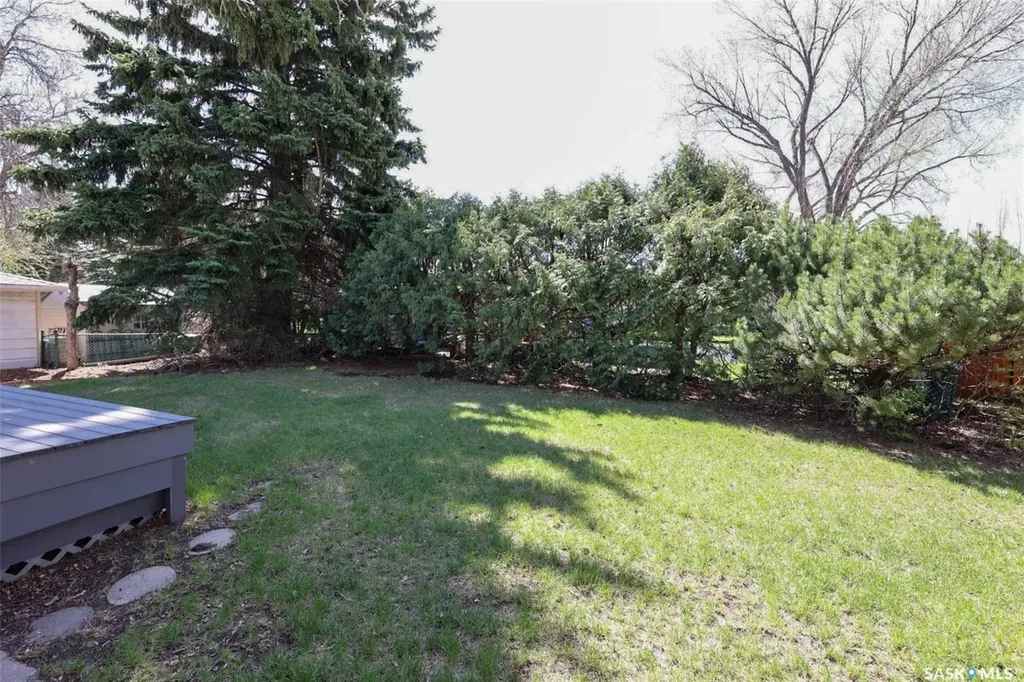 97 Compton Road Regina SK S4S 2Y4