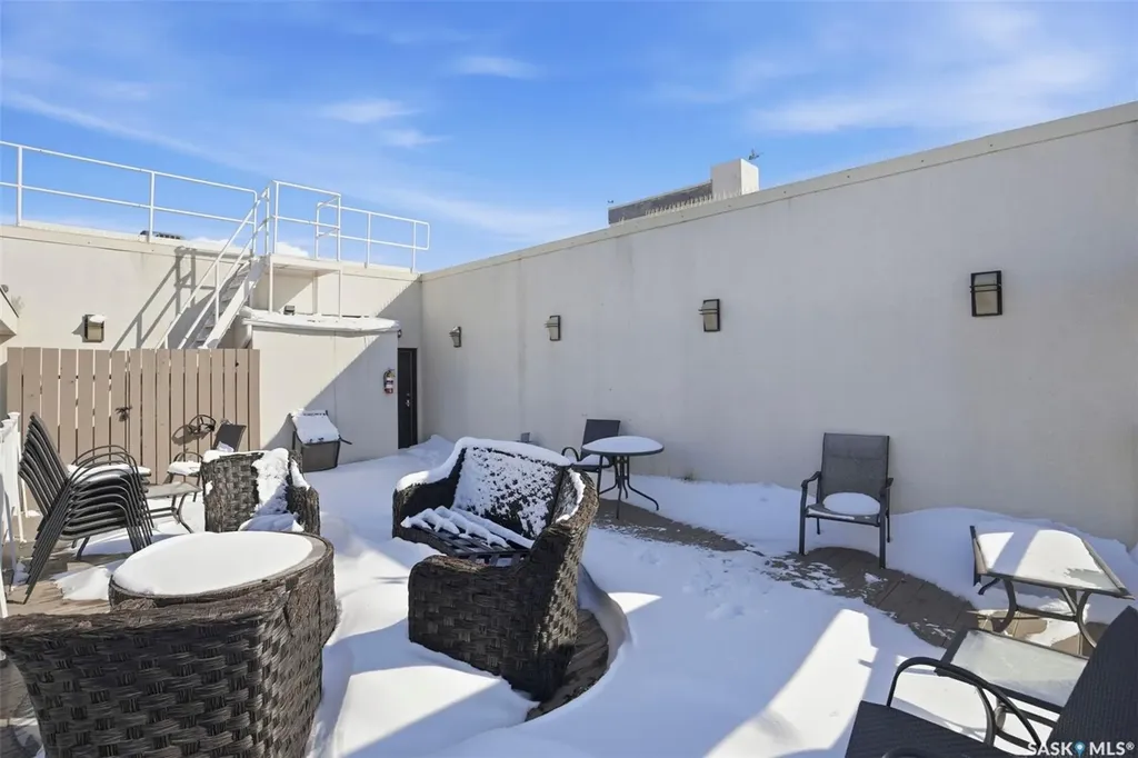 525 3rd Avenue Saskatoon SK S7K 2J6